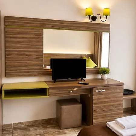 Deluxe 4* Sunny Beach