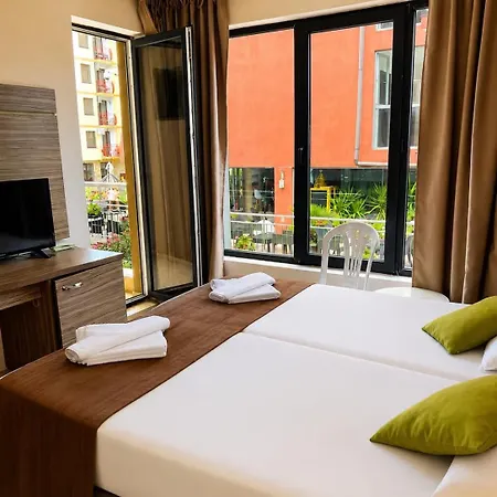 Deluxe 4* Sunny Beach